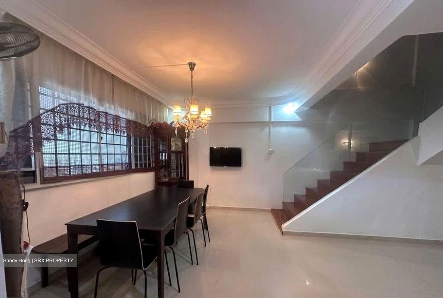 Blk 556 Jurong West Street 42 (Jurong West), HDB Executive #562594851